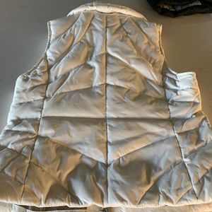 Kenneth Cole Reaction puffer vest